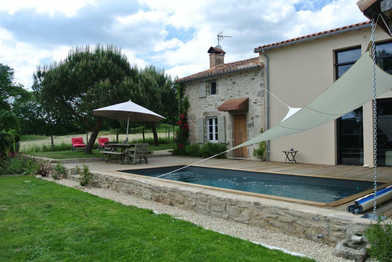Les Epis Du Vent Bed & Breakfast Adilly Exterior foto